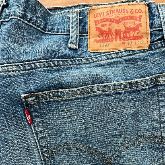 Levi's 559 Men's Blue Jeans - Picture 2 of 3